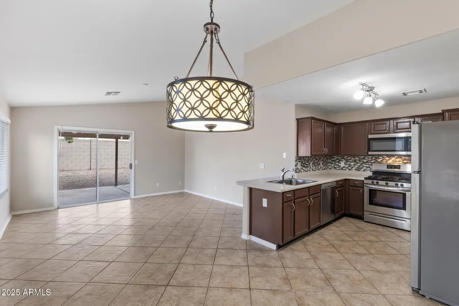 8658 E Capri Avenue, Mesa, AZ 85208 - Image #2