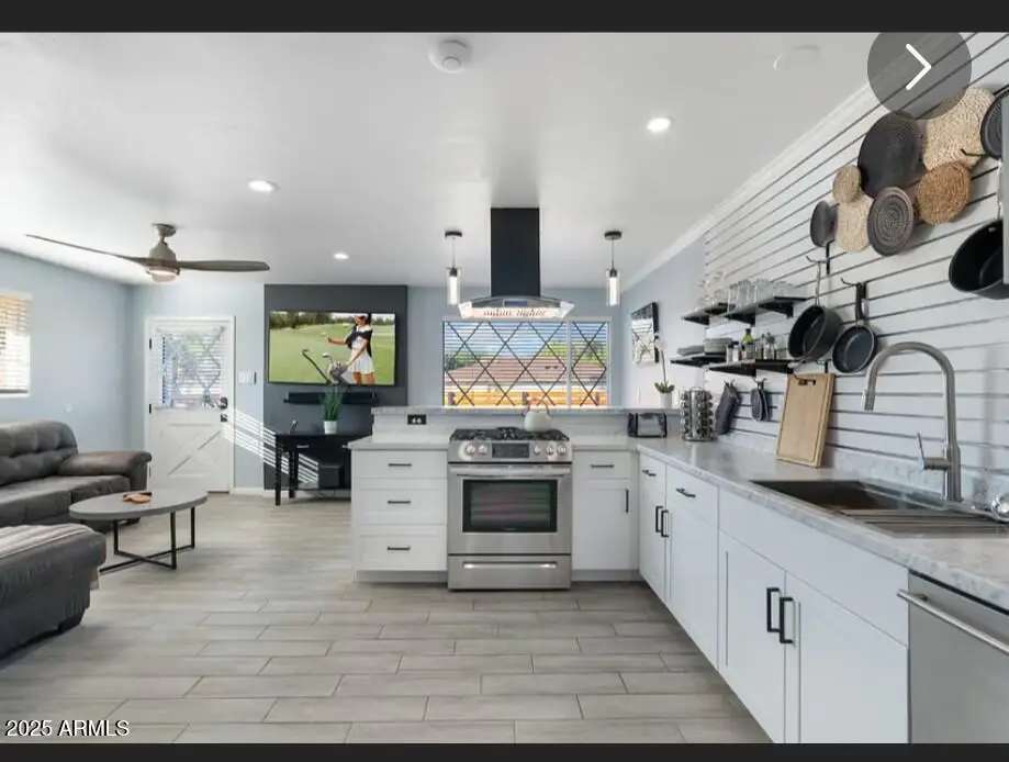 6239 N 14th Street, Phoenix, AZ 85014 - Image #1