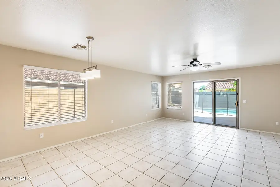 10441 E Birchwood Avenue, Mesa, AZ 85208 - Image #3