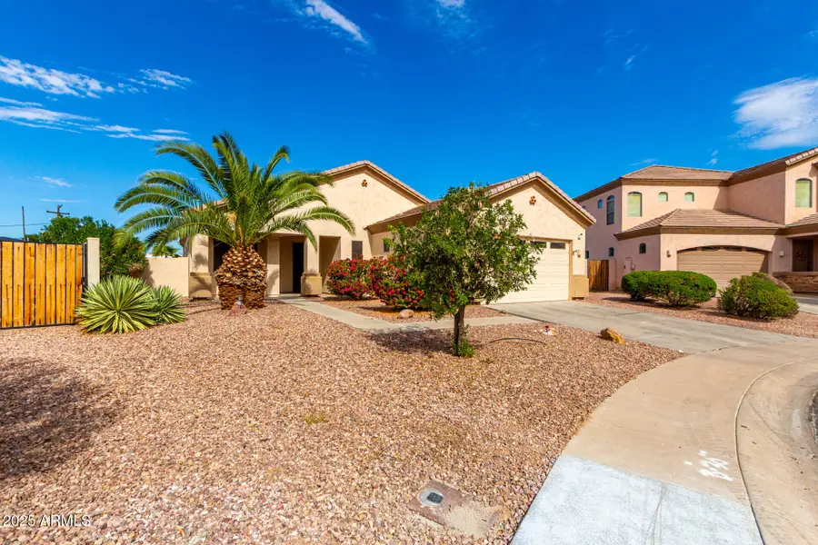 25150 W Parkside Lane, Buckeye, AZ 85326 - Image #2