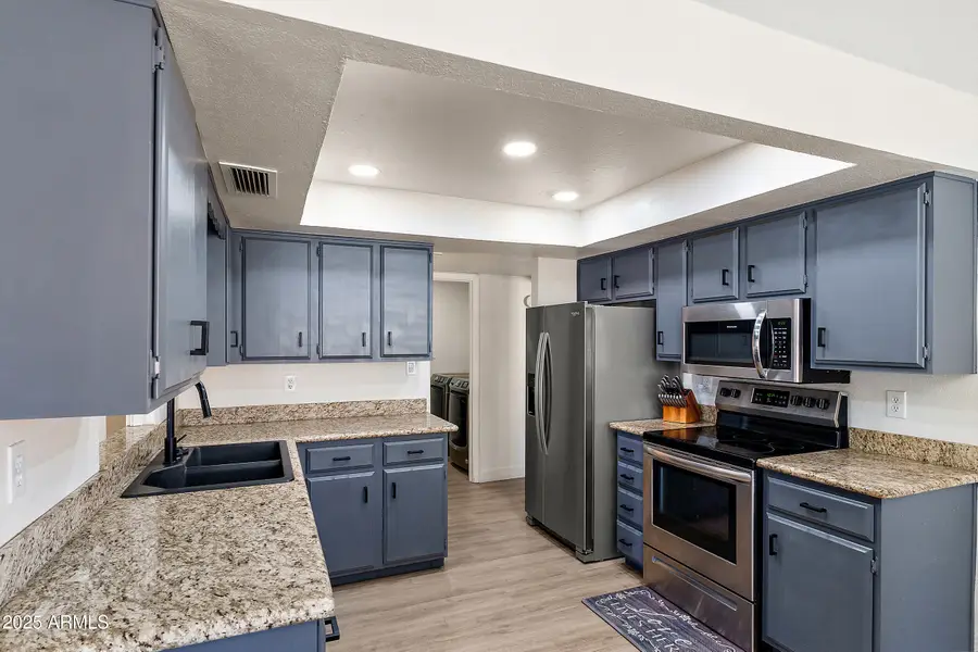 10320 W Hazelwood Avenue, Phoenix, AZ 85037 - Image #3