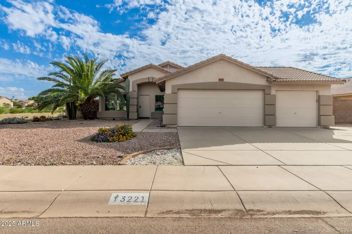 3221 W Beaubien Drive, Phoenix, AZ 85027 - Image #1