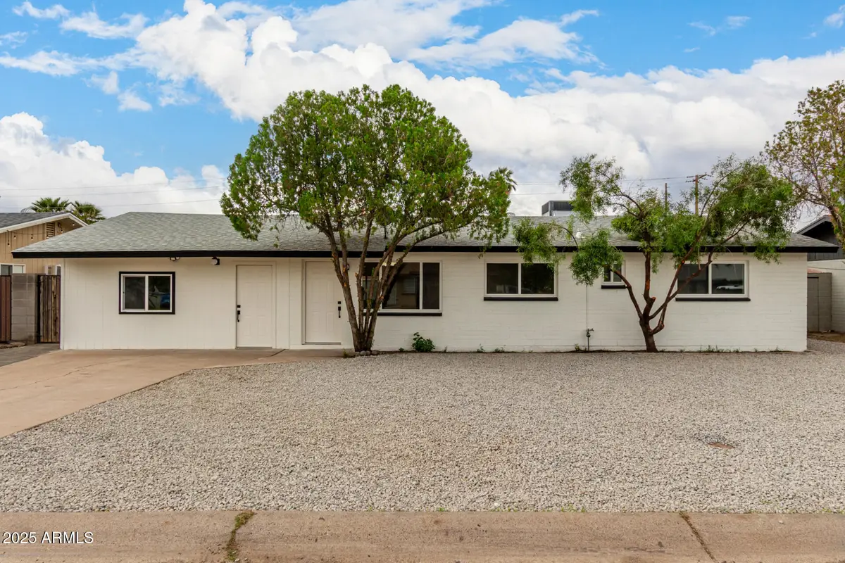 3939 W Harmont Drive, Phoenix, AZ 85051 - Image #1