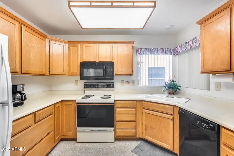 19539 N 141st Avenue, Sun City West, AZ 85375 - Image #2