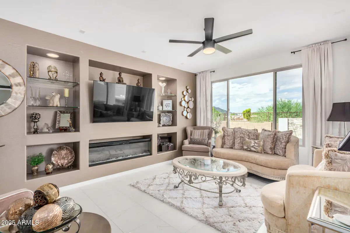 1894 W Summer Lane, San Tan Valley, AZ 85144 - Image #1