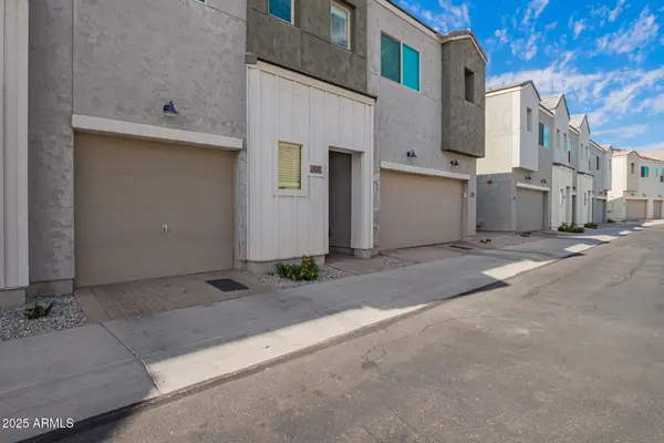 8242 N 22nd Drive, Phoenix, AZ 85021