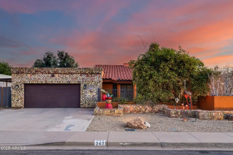 247 E Glencove Street, Mesa, AZ 85201 - Image #2