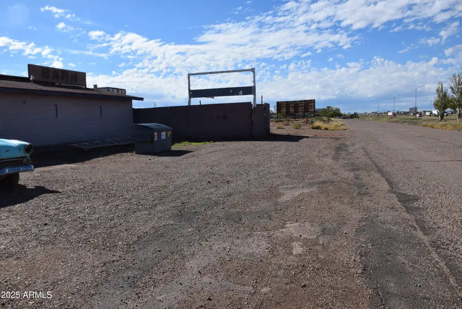 2700 W Third Street #19, Winslow, AZ 86047 - Image #2