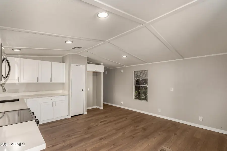 1730 E 21st Avenue, Apache Junction, AZ 85119 - Image #3