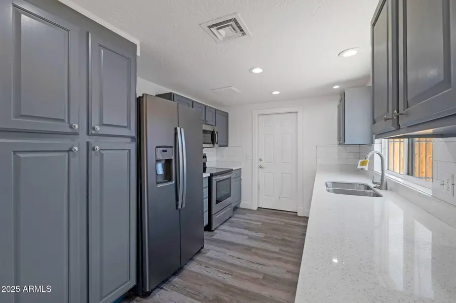 1403 W Los Arboles Place, Chandler, AZ 85224 - Image #3