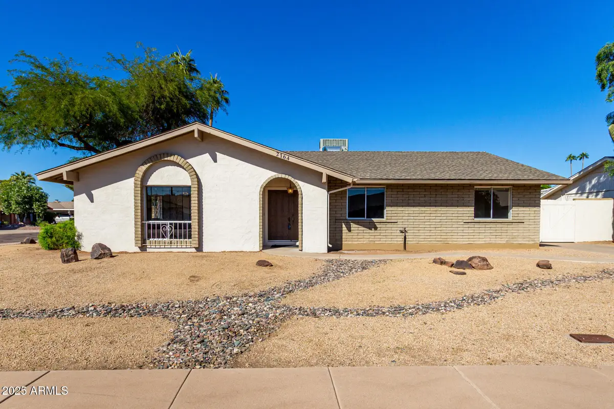 2164 W Eugie Avenue, Phoenix, AZ 85029 - Image #1