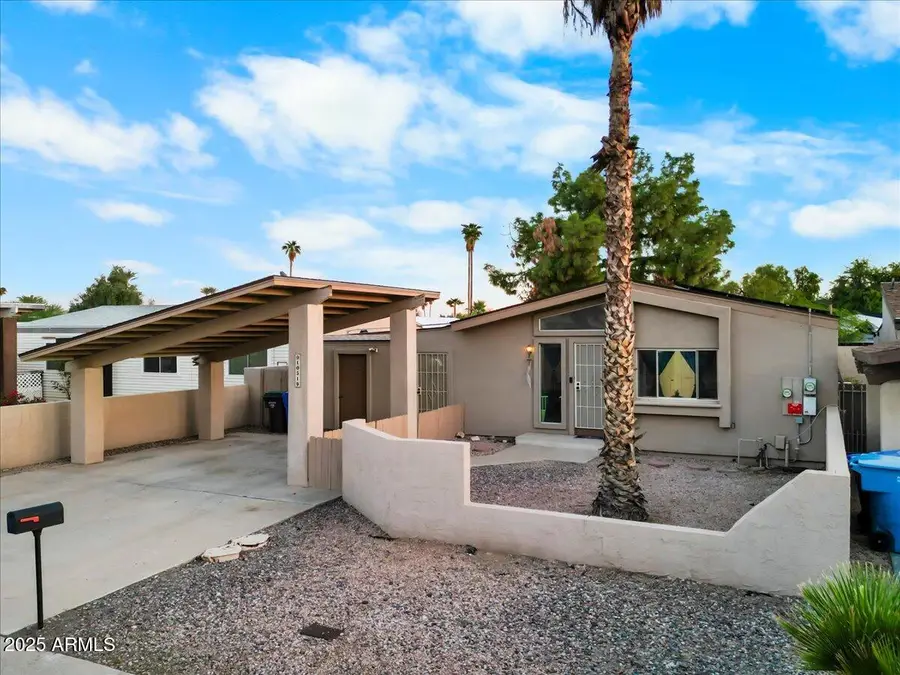 10519 W Heatherbrae Drive, Phoenix, AZ 85037 - Image #2