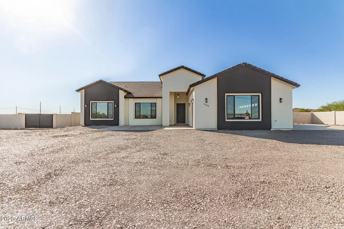 28308 N Crozier Road, Wittmann, AZ 85361 - Image #1