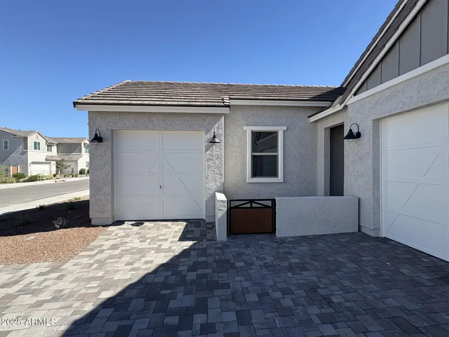 18027 W Larkspur Drive, Goodyear, AZ 85338 - Image #2