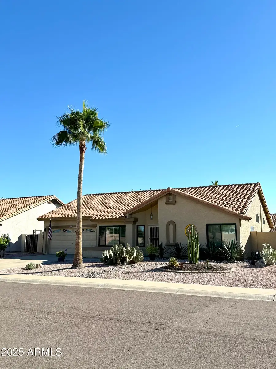 9627 W Menadota Drive, Peoria, AZ 85382 - Image #2