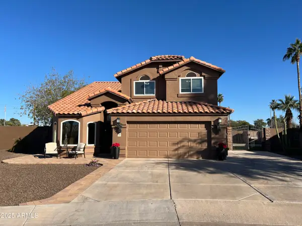 416 W Nido Circle, Mesa, AZ 85210