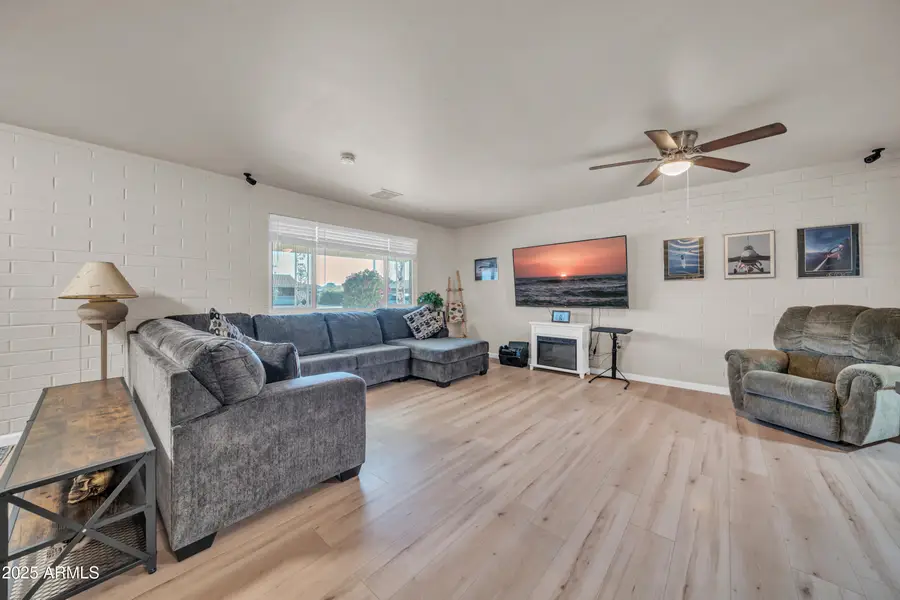 10614 N 103rd Avenue, Sun City, AZ 85351 - Image #3