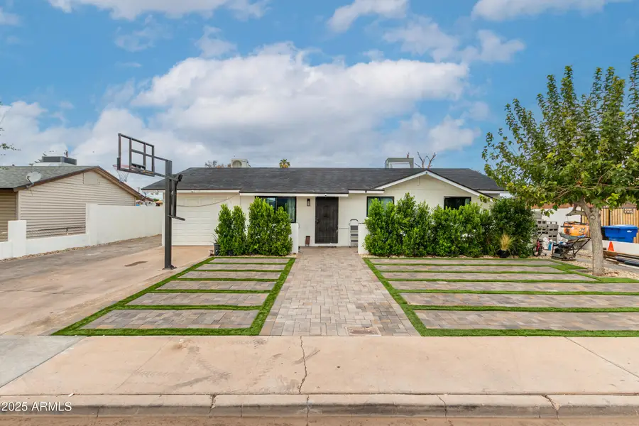 832 E Dolphin Avenue, Mesa, AZ 85204 - Image #2