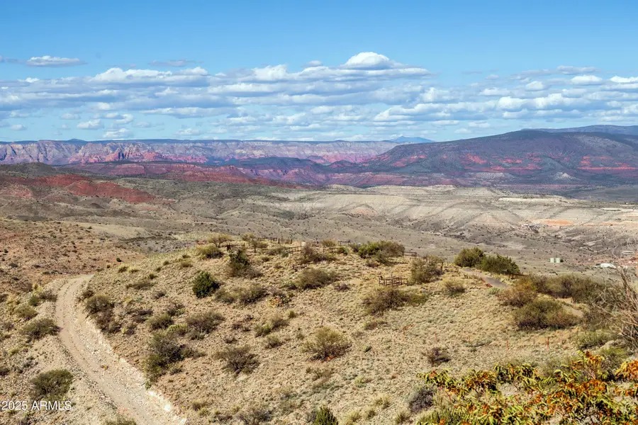 896 Hampshire Avenue, Jerome, AZ 86331 - Image #2