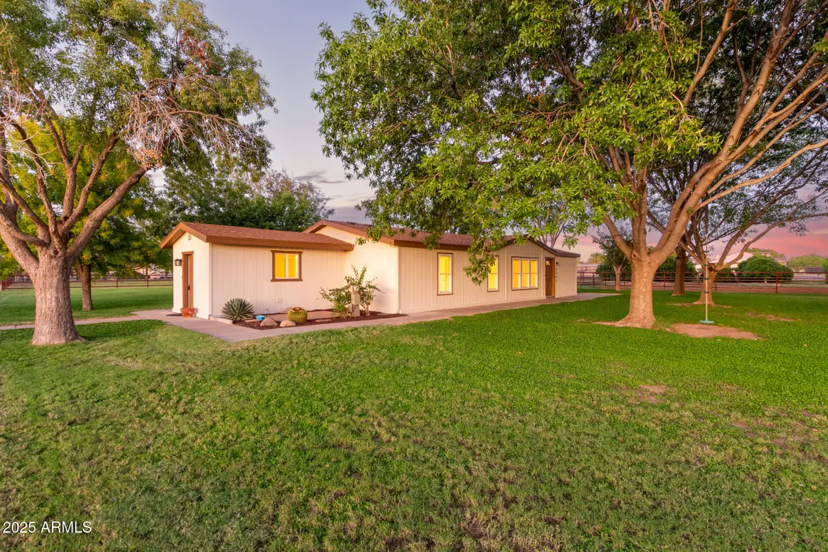 2562 E Joy Drive, San Tan Valley, AZ 85140 - #1