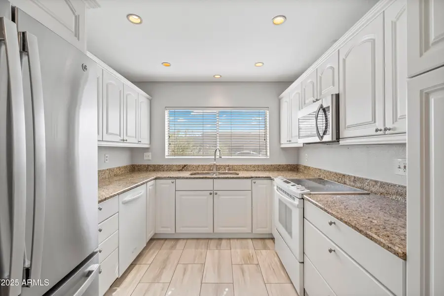 7662 E Hazelwood Street, Scottsdale, AZ 85251 - Image #3