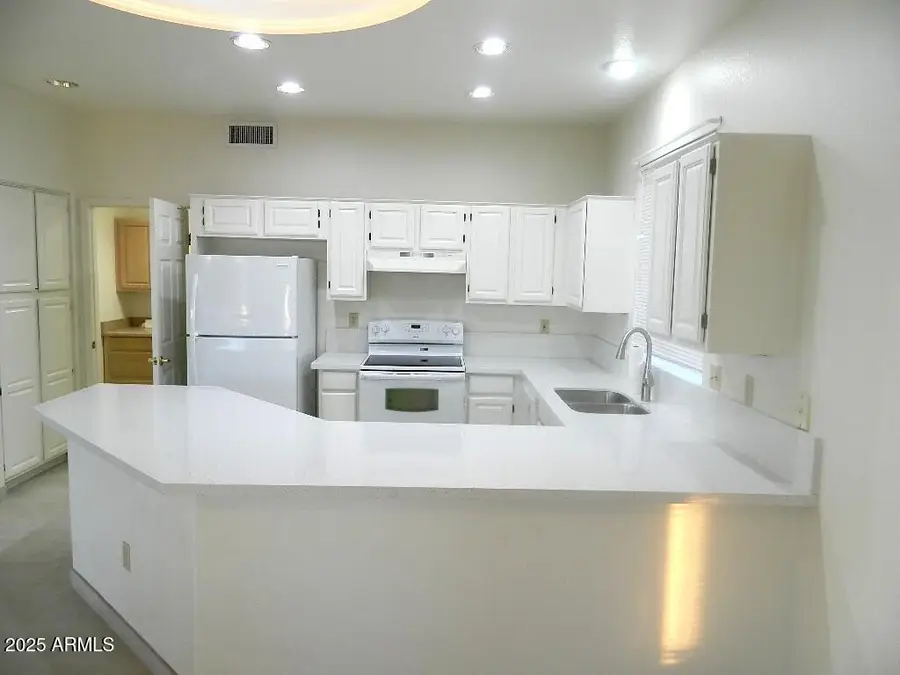 15025 W Yosemite Drive, Sun City West, AZ 85375 - Image #2