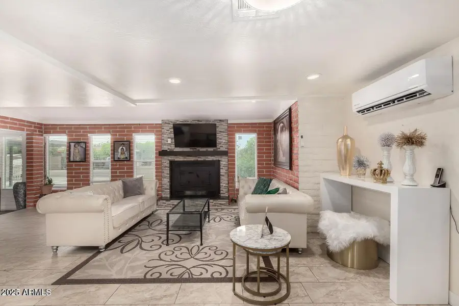 2922 E Kings Avenue, Phoenix, AZ 85032 - Image #2