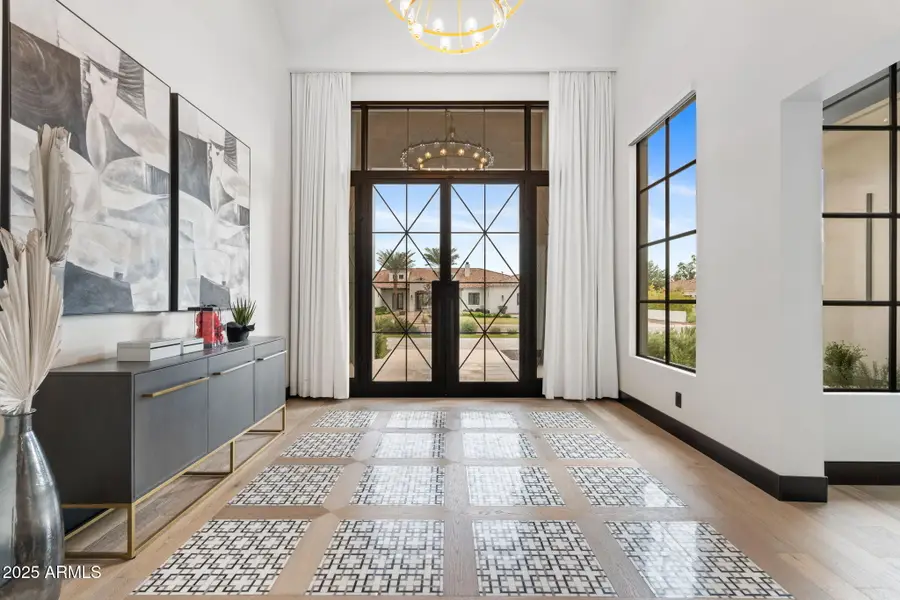 6324 E Cochise Road, Phoenix, AZ 85253 - Image #2