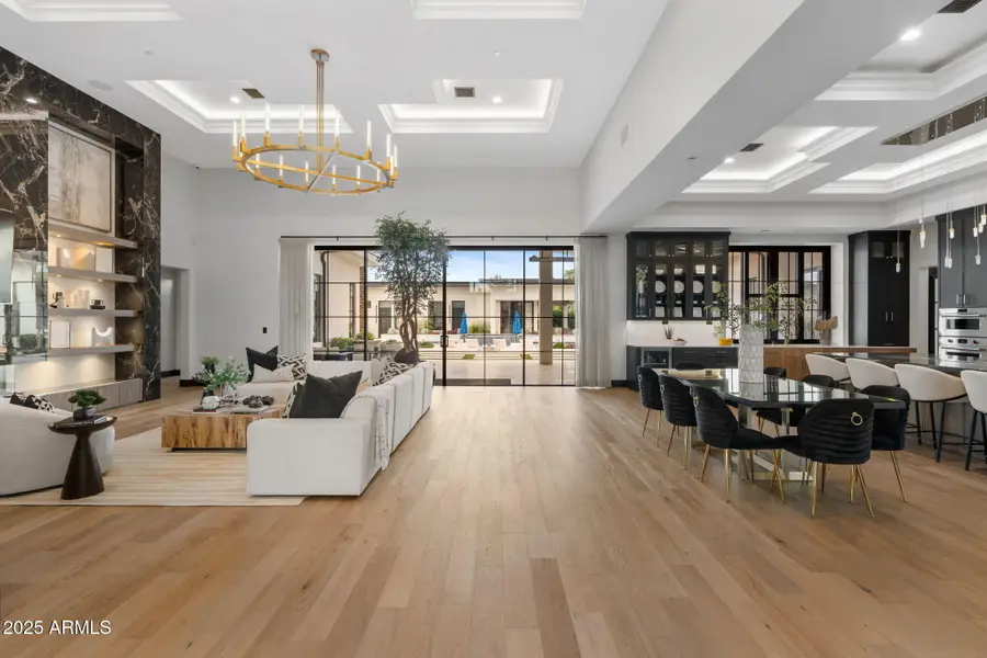 6324 E Cochise Road, Phoenix, AZ 85253 - Image #3