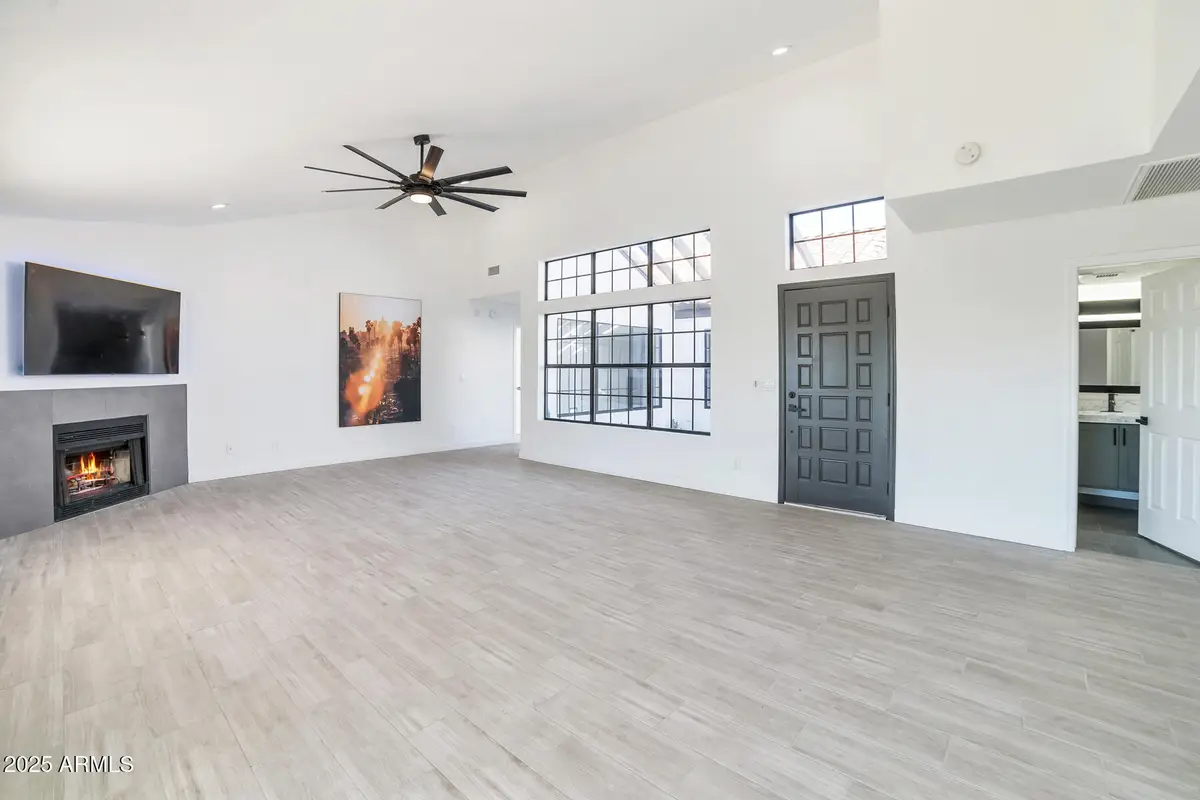 5601 E Paradise Lane, Phoenix, AZ 85254 - Image #1