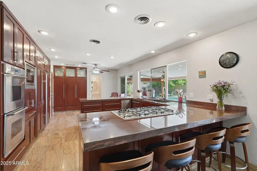 19 E Canterbury Court, Phoenix, AZ 85022 - Image #3