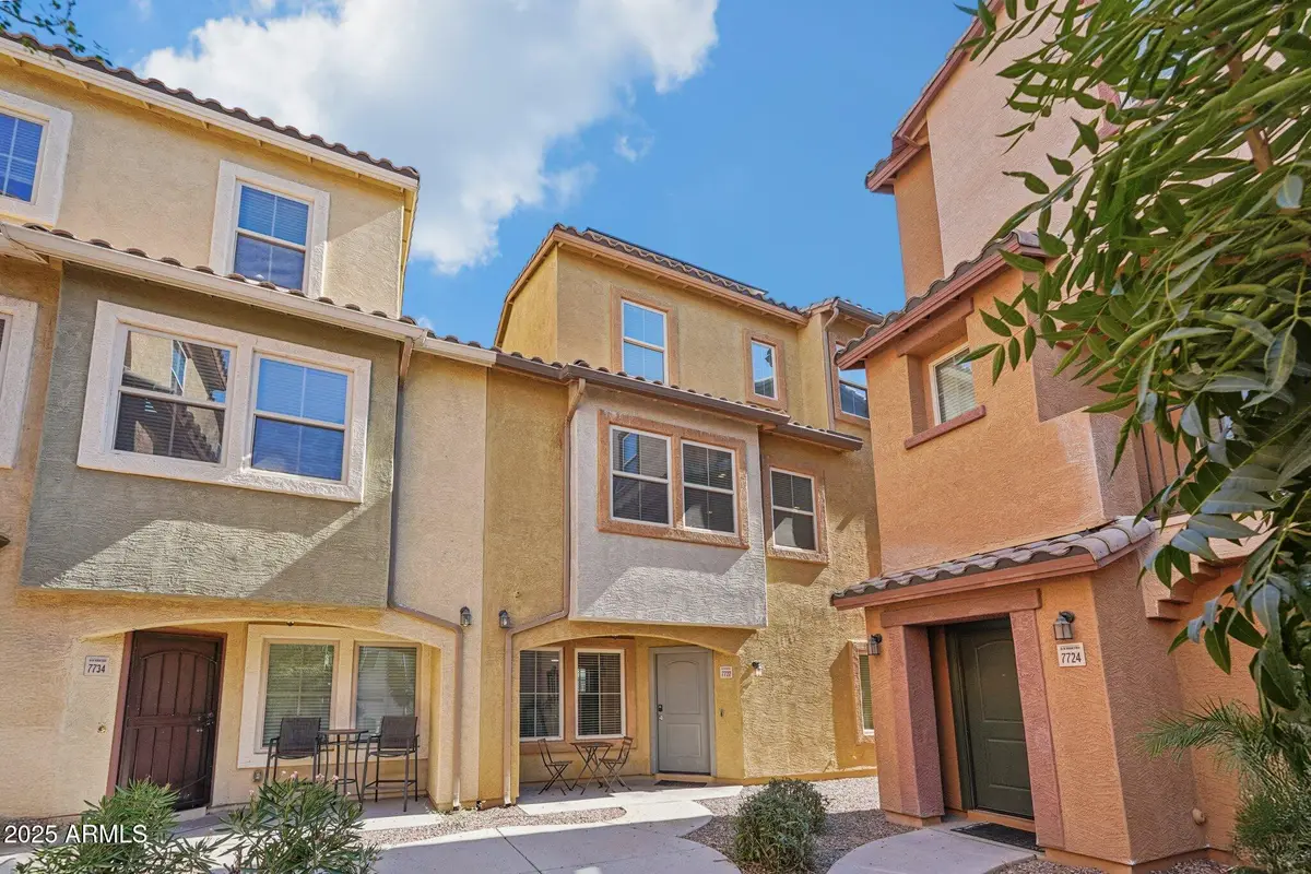 7722 W Pipestone Place, Phoenix, AZ 85035 - Image #1