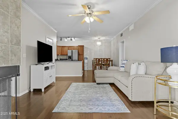 7009 E Acoma Drive #2019, Scottsdale, AZ 85254