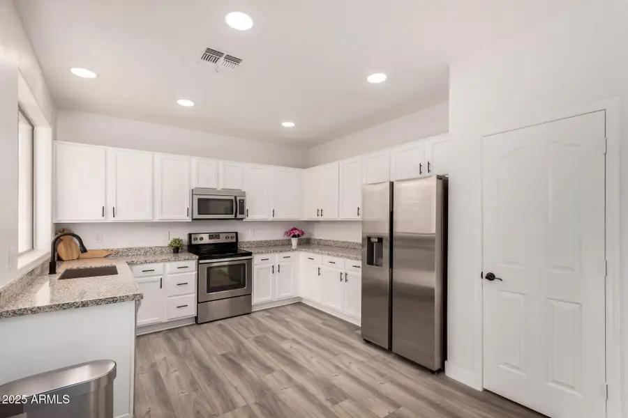 4287 E Del Rio Street, Gilbert, AZ 85295 - Image #2