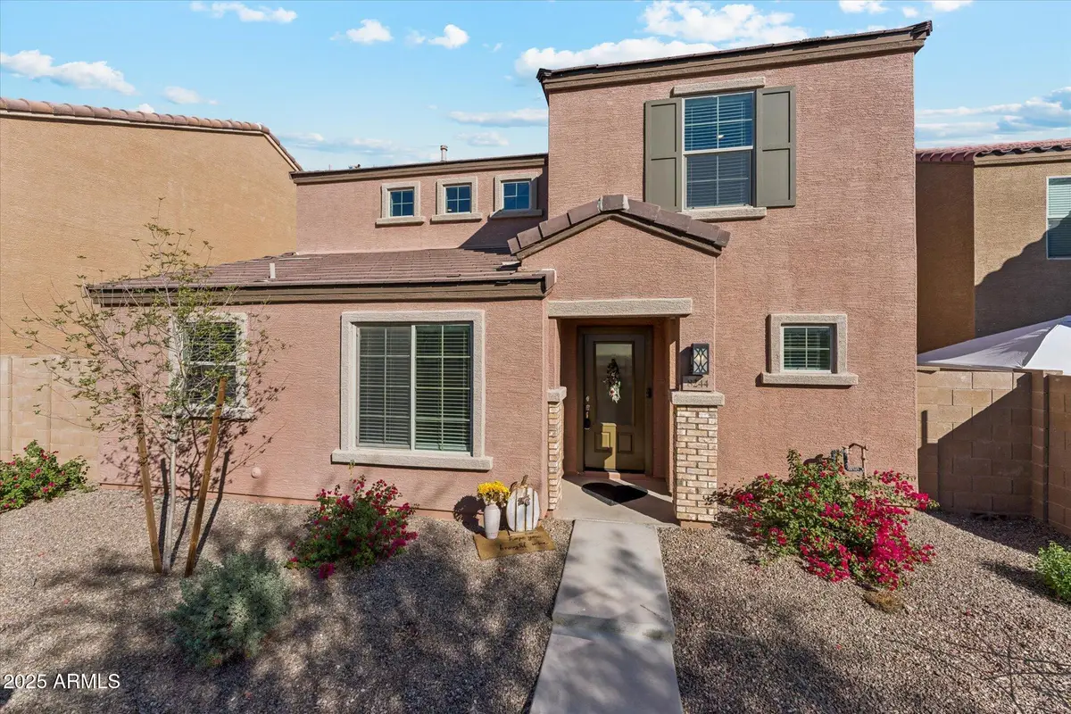 8244 W Albeniz Place, Phoenix, AZ 85043 - #1