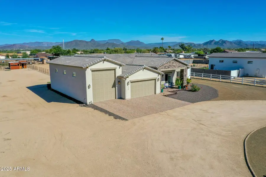 508 E Galvin Street, Deer Valley, AZ 85086 - Image #2