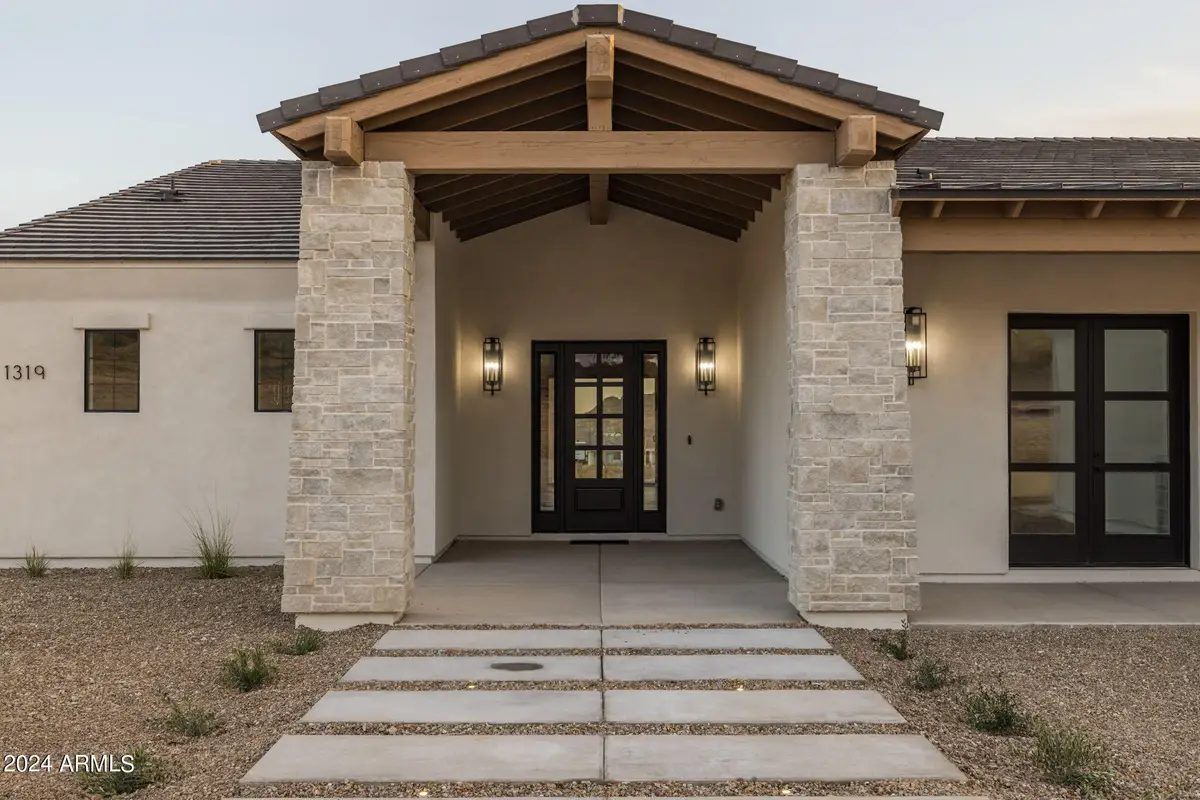 1319 W Magma Road, San Tan Valley, AZ 85144 - #1