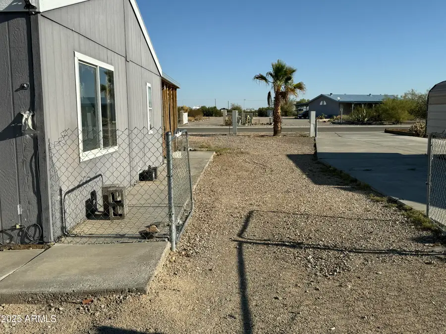865 W Mountain View Lane, Quartzsite, AZ 85346 - Image #2