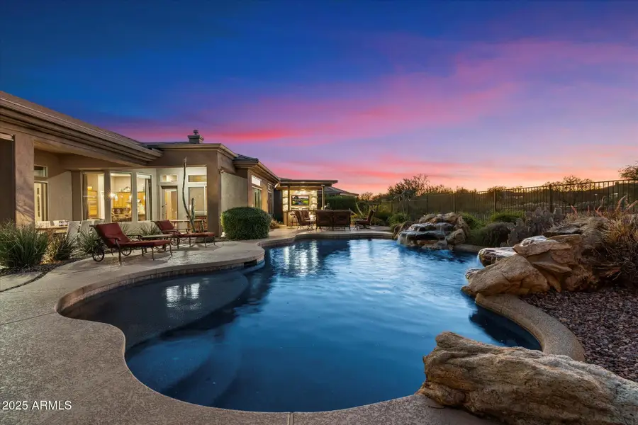 41318 N Club Pointe Drive, Deer Valley, AZ 85086 - Image #3