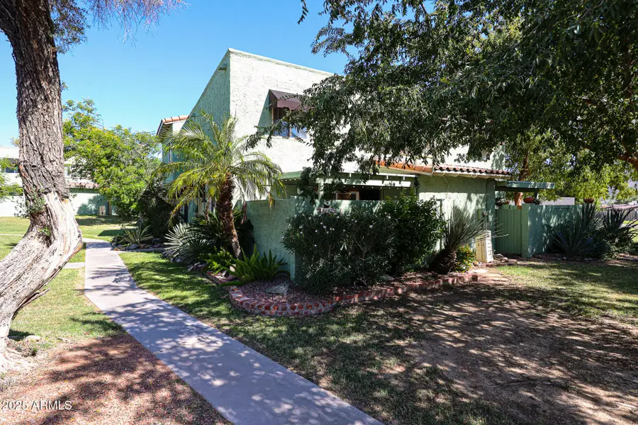 10209 N 8th Place #A, Phoenix, AZ 85020 - Image #2