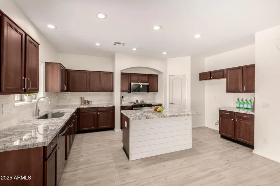 1148 E Angeline Avenue, San Tan Valley, AZ 85140 - Image #2