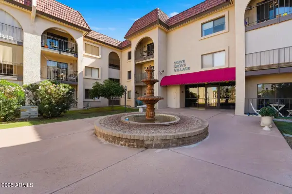 3033 E Devonshire Avenue #1023, Phoenix, AZ 85016