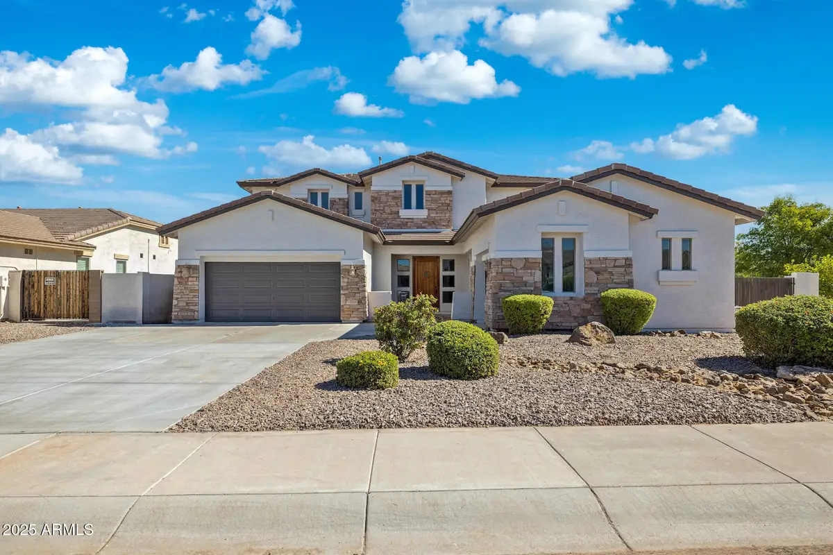 5951 S White Place, Chandler, AZ 85249 - #1