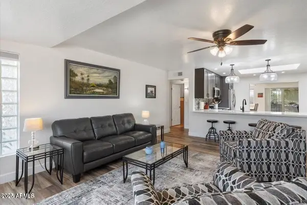 11421 W Lakeshore Drive, Youngtown, AZ 85363