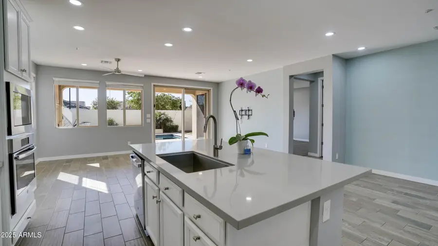 3871 E Loma Vista Street, Gilbert, AZ 85295 - Image #3