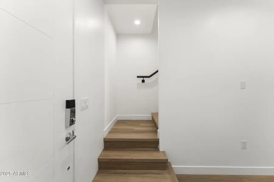 4220 N 32nd Street #1, Phoenix, AZ 85018 - #3