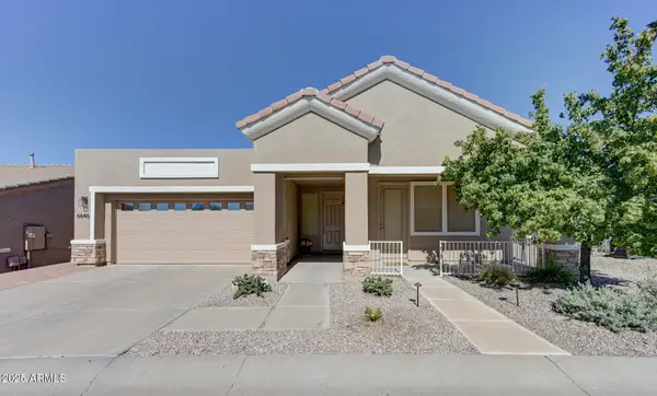 6646 E Rochelle Circle, Mesa, AZ 85215