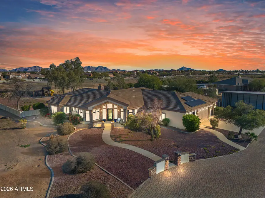 2354 N Casa Grande Avenue, Casa Grande, AZ 85122 - #3