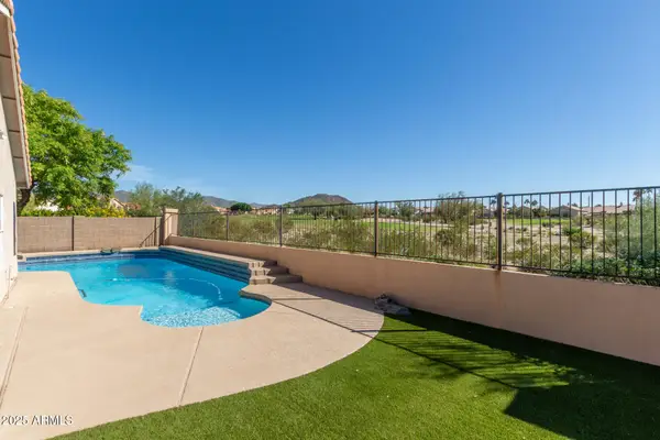 6409 E Redmont Drive, Mesa, AZ 85215