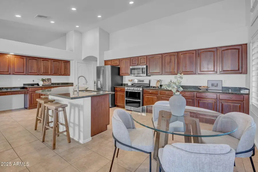 8862 W Irma Lane, Peoria, AZ 85382 - Image #2